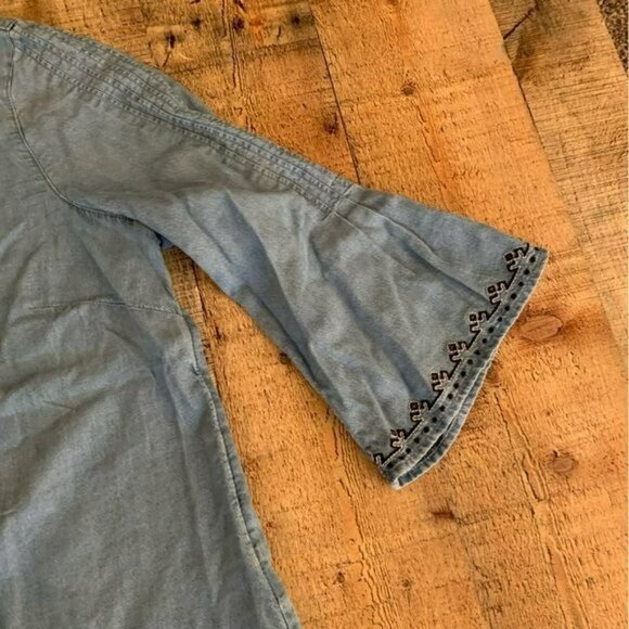 J. Jill womens denim 3/4 bell sleeve top with embroidered -SP - Picture 3 of 10
